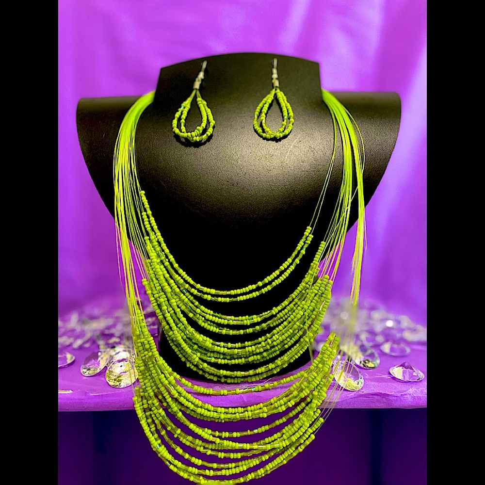 Beaded layered necklace and earrings
